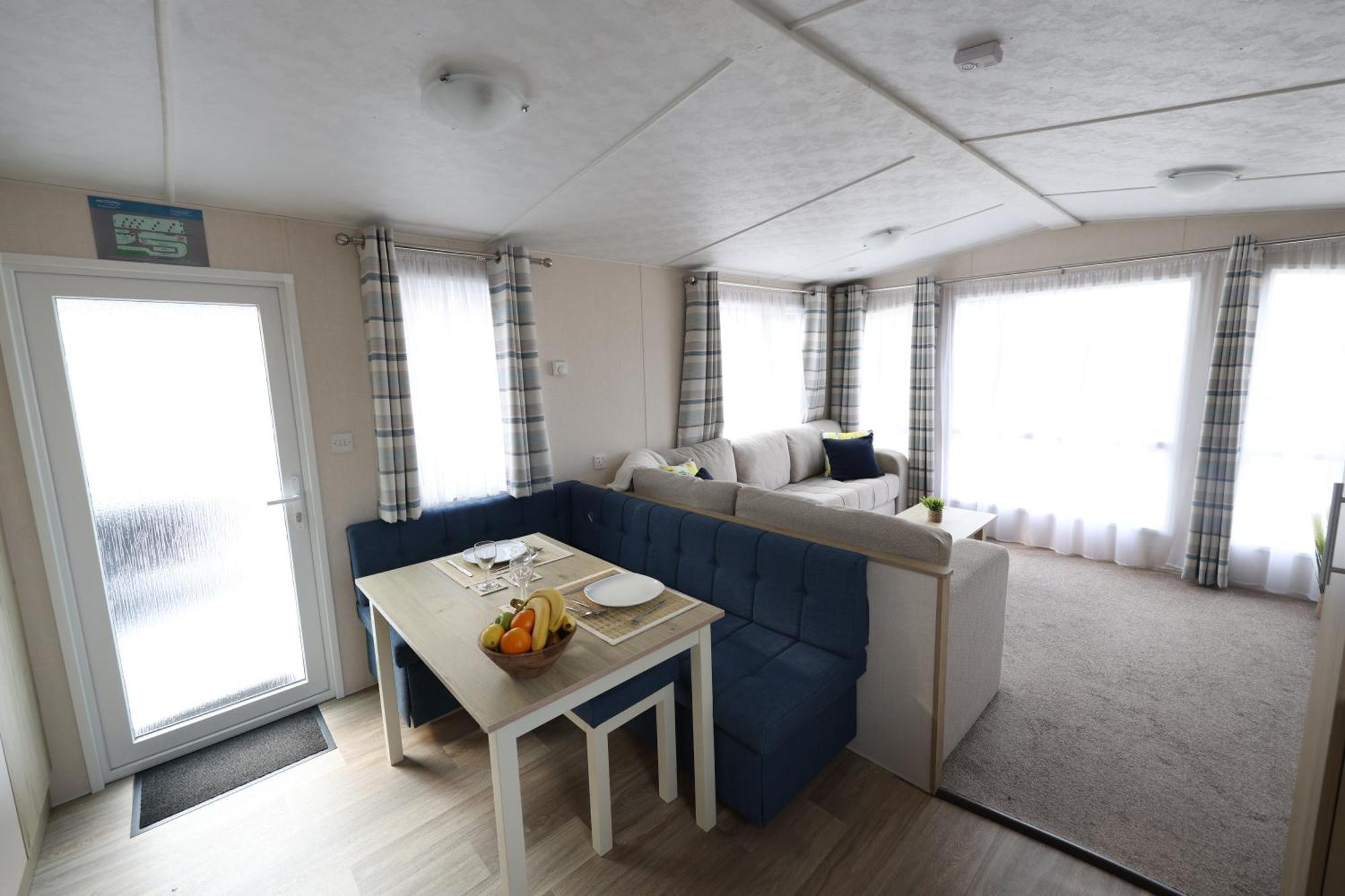 Mercury Yacht Harbour And Holiday Park Bursledon Екстер'єр фото