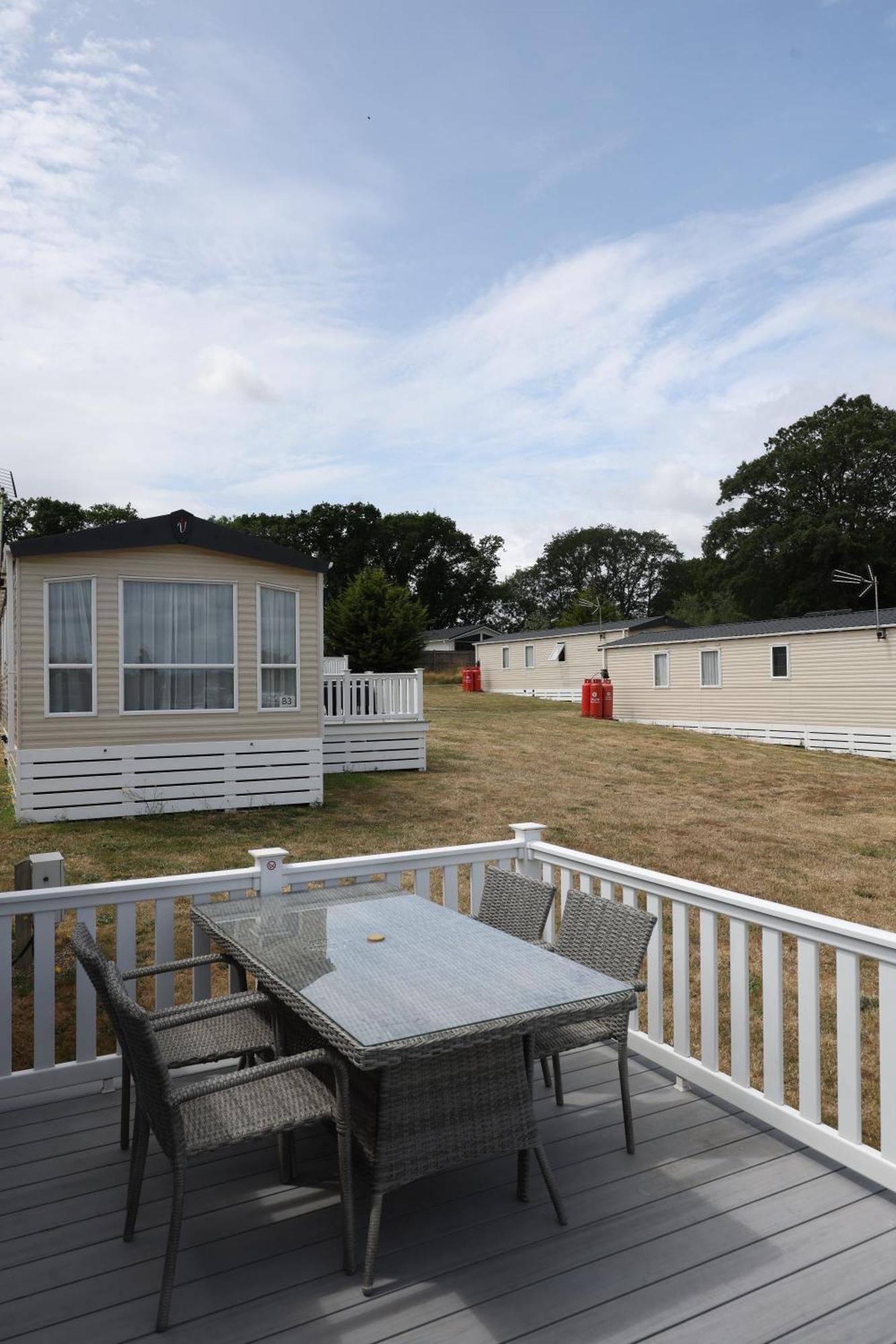 Mercury Yacht Harbour And Holiday Park Bursledon Екстер'єр фото